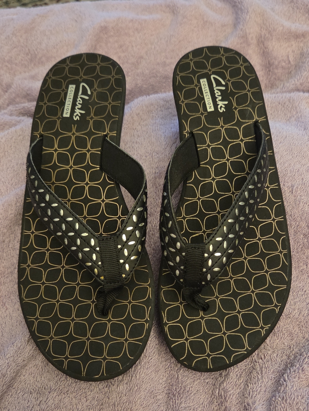 Clarks Black Open-Toe Women's Thong Sandals with Silver Accents